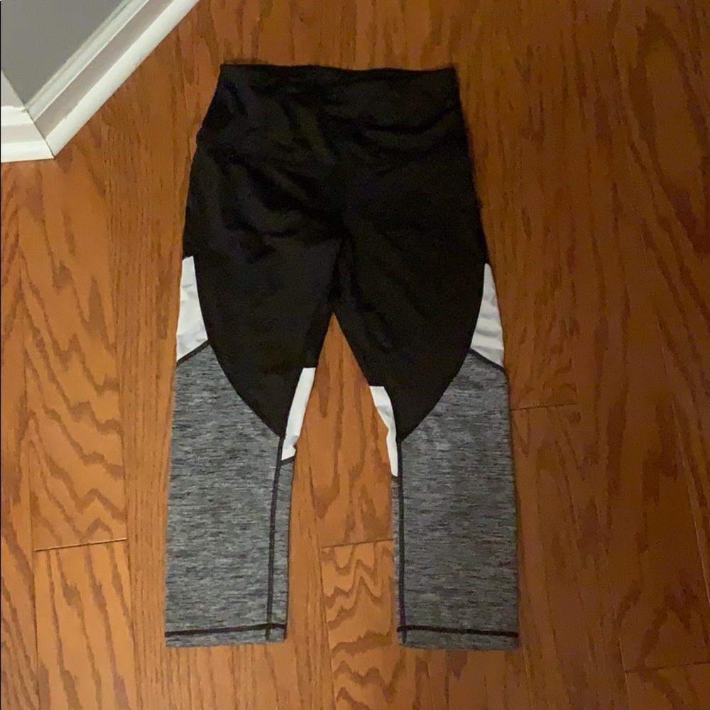 Reebok cropped leggings